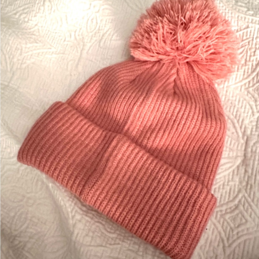 URBAN OUTFITTERS Pom Pom Beanie Hat NWOT - Picture 3 of 6